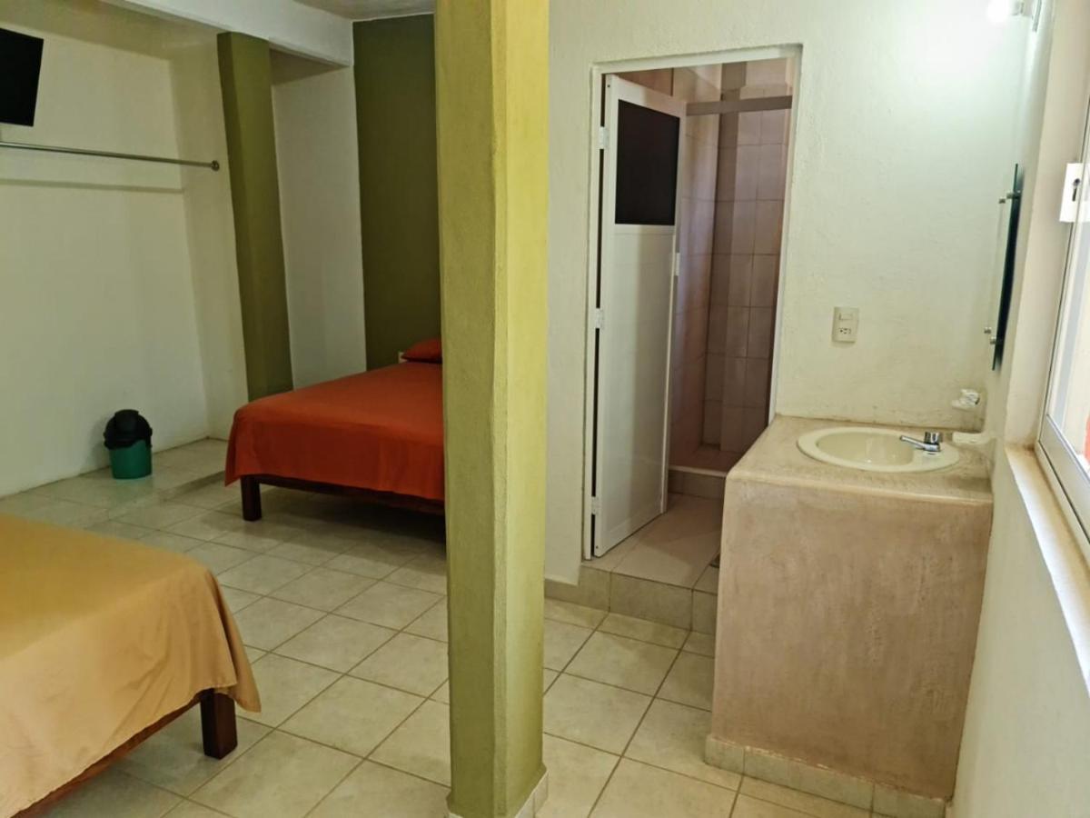 Posada Playa Linda Ixtapa  Eksteriør billede