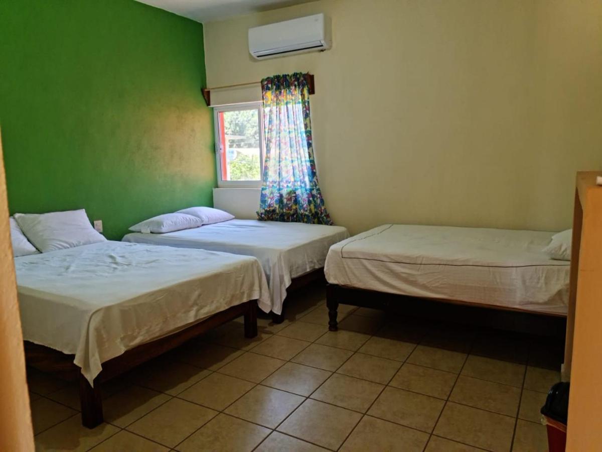 Posada Playa Linda Ixtapa  Eksteriør billede
